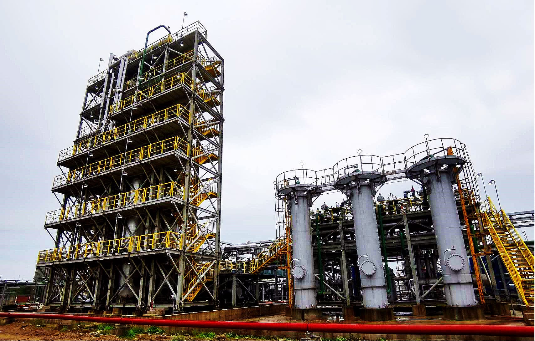 KOKO Refinery process structures and columns on site